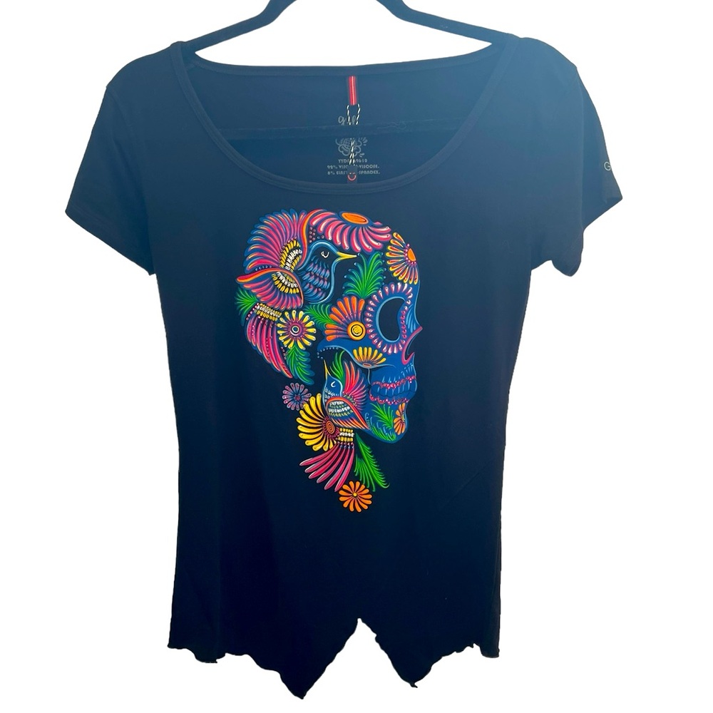 NWT AY GUEY embellished skull short sleeve tee